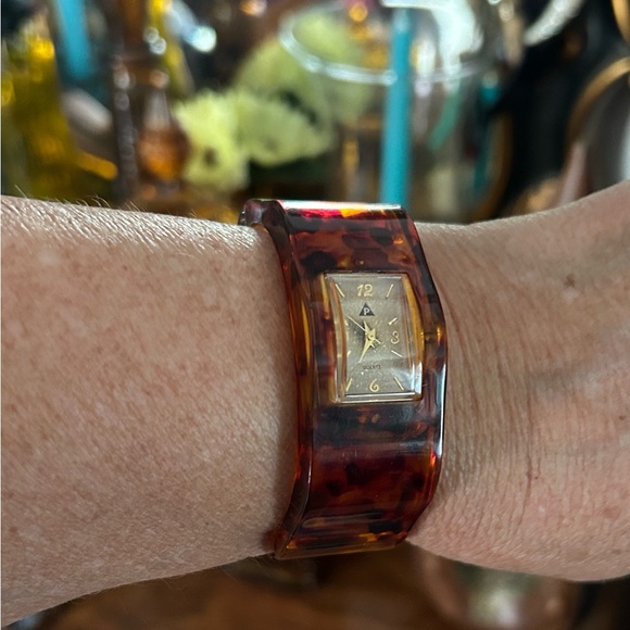Tortoise Shell Watch with Gold Accents - Picture 1 of 15
